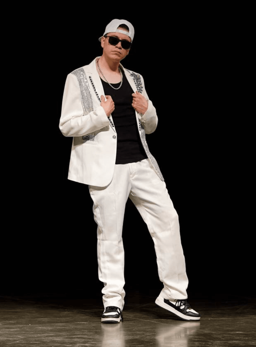 RAYMIX RELEASES HIS NEW ELECTROCUMBIA “NO FUI YO”