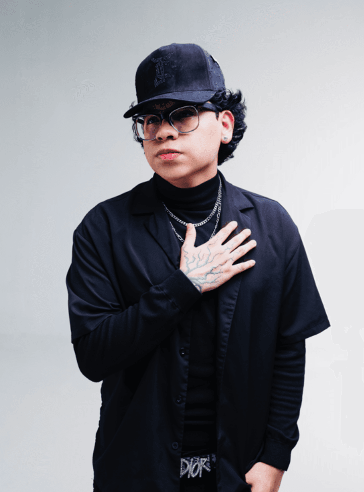 SAHIR MONTOYA ESTRENA SU ÁLBUM ‘SAHUR??’