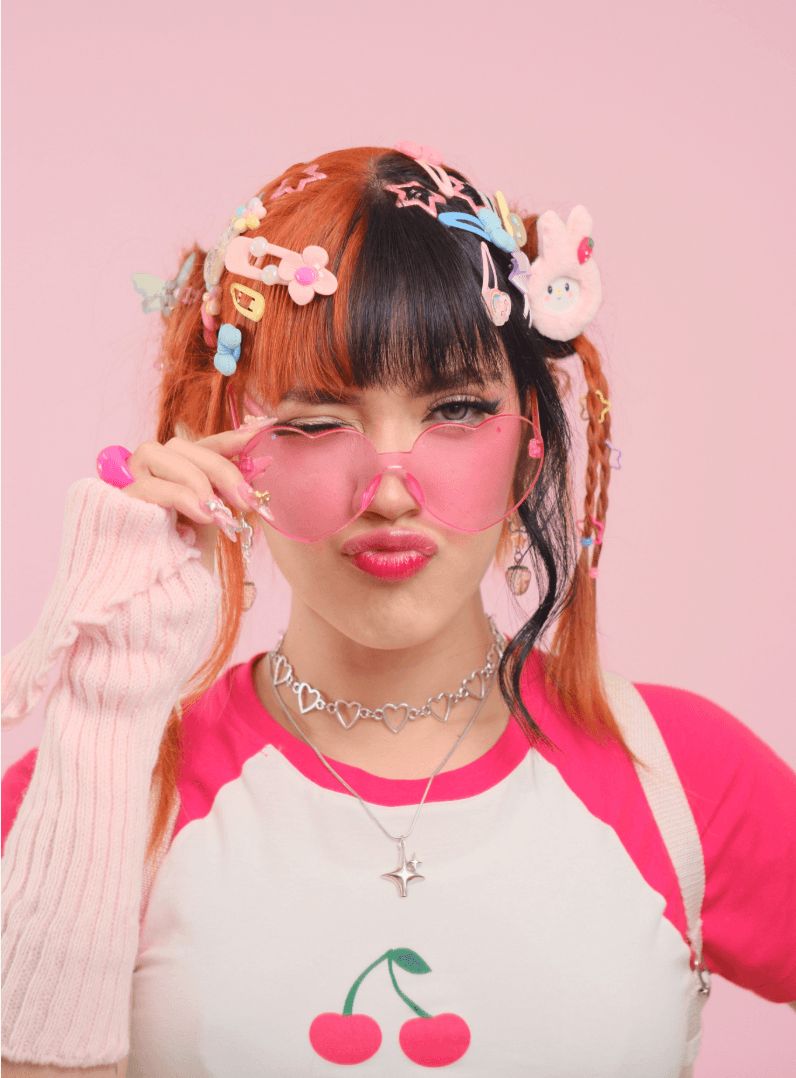 NXNNI CIERRA EL AÑO CON ‘MI MUNDO KAWAII (LIVE)’ UN UNIVERSO ROSA QUE CONQUISTA MÁS CORAZONES