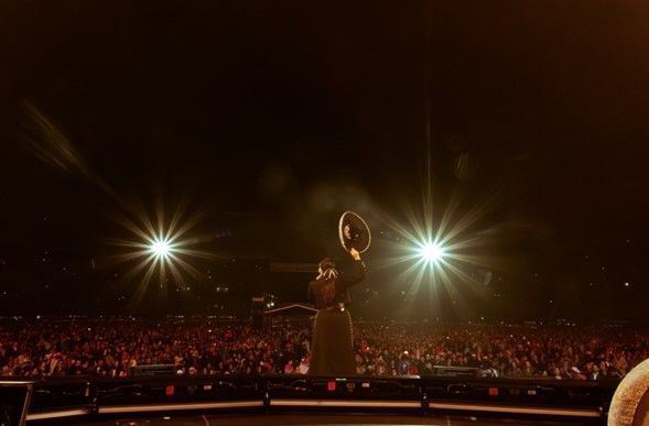 CAMILA FERNÁNDEZ CONQUISTA EL ESTADIO GNP DURANTE EL CONCIERTO “DE REY A REY”