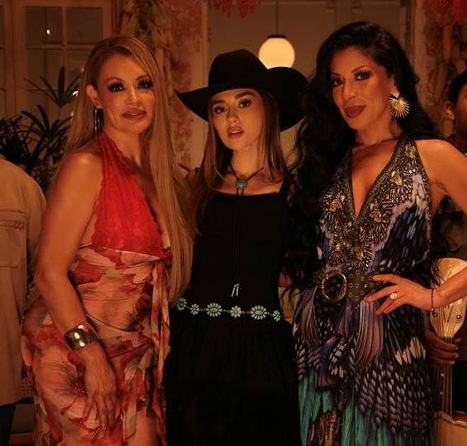 CAROLINA ROSS REACHES #1 ON THE MONITOR LATINO POPULAR CHART IN MEXICO WITH “MALAGRADECIDO” ALONGSIDE LOS HORÓSCOPOS DE DURANGO